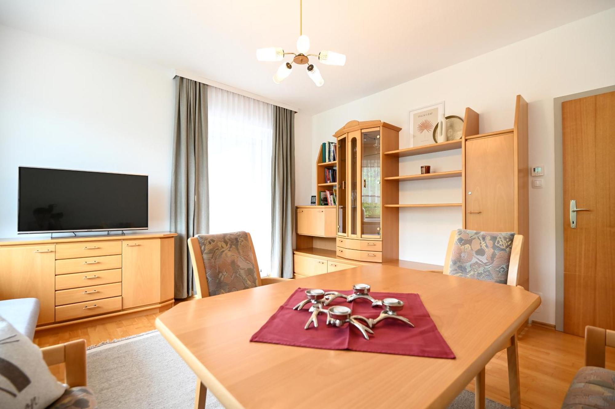 Ferienhaus Joloisia Mit Blick Auf Planai Villa Schladming Kültér fotó