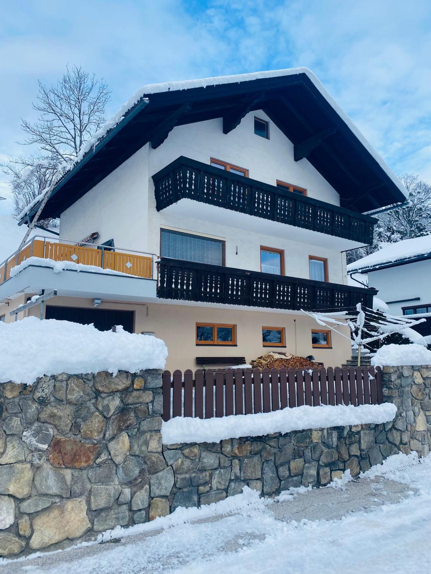 Ferienhaus Joloisia Mit Blick Auf Planai Villa Schladming Kültér fotó